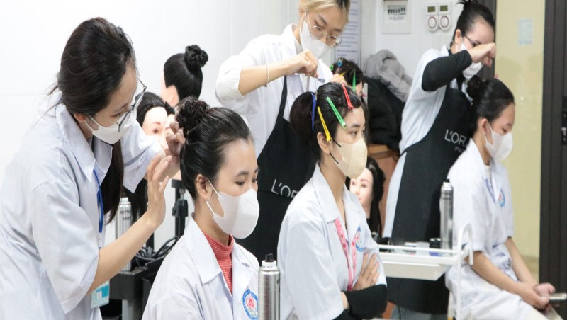 Du học nghề Hàn Quốc gồm những nghề gì? Danh sách ngành dễ học, dễ xin việc Du học nghề Hàn Quốc gồm những nghề gì? Danh sách ngành dễ học, dễ xin việc